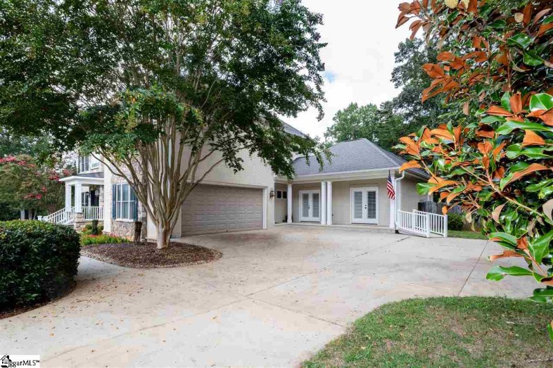 Property image 3 at 600 Glen Meadows Drive, Simpsonville, SC 29680