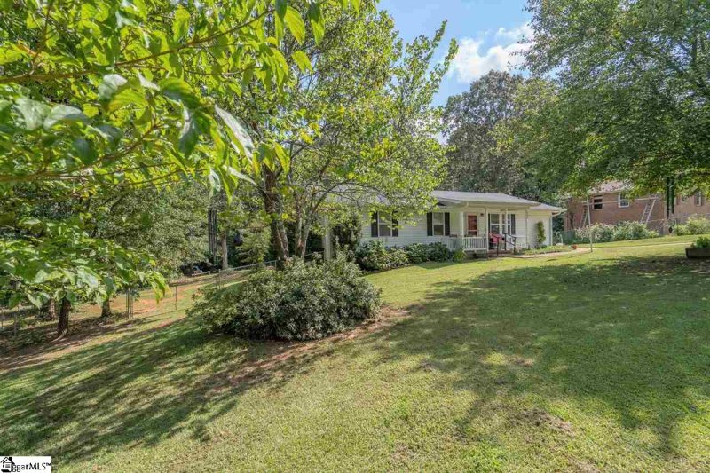 Property image 3 at 206 Dogwood Court, Piedmont, SC 29673-8954