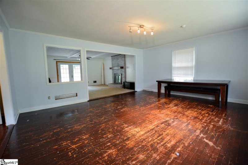 Property image 4 at 4 Indian Trail, Taylors, SC 29687-4930