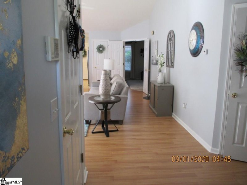 Property image 3 at 103 Cobblestone Court, Anderson, SC 29621