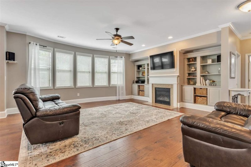 Property image 3 at 5 Latherton Court, Greenville, SC 29607-5074