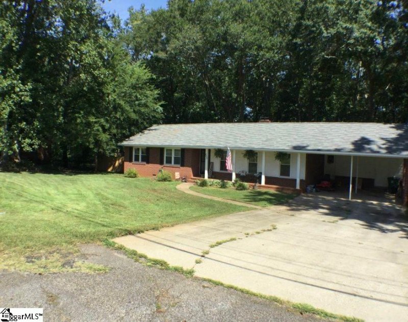 Property image 2 at 203 River Drive, Williamston, SC 29697