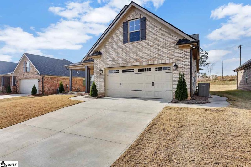 Property image 4 at 105 Pleasant Hill Drive, Easley, SC 29642