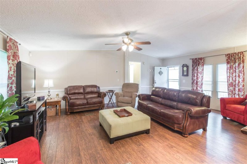 Property image 2 at 16 Silver Stirrup Court, Travelers Rest, SC 29690