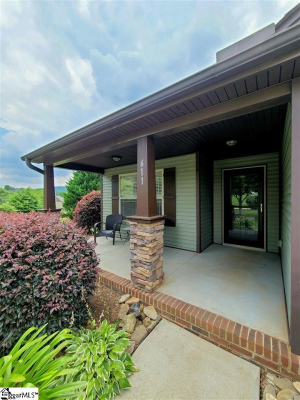 Property image 3 at 611 Mojave Court, Travelers Rest, SC 29690