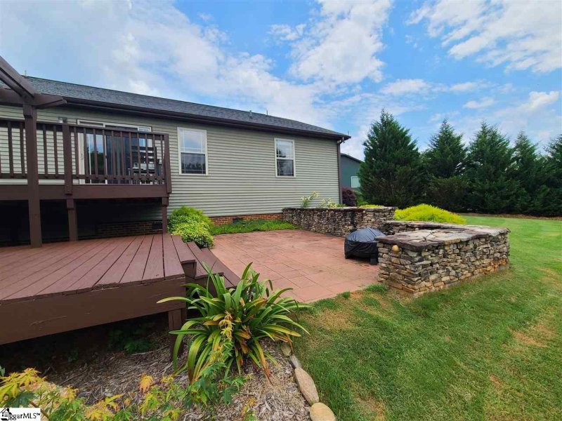 Property image 4 at 611 Mojave Court, Travelers Rest, SC 29690