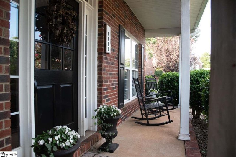 Property image 2 at 3 Spanish Moss Lane, Greer, SC 29650