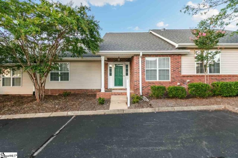 Property image 4 at 4 Hillside Glen Drive, Greer, SC 29650