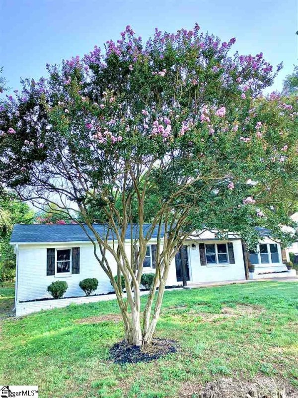 Property image 2 at 120 Alpha Drive, Greenville, SC 29605