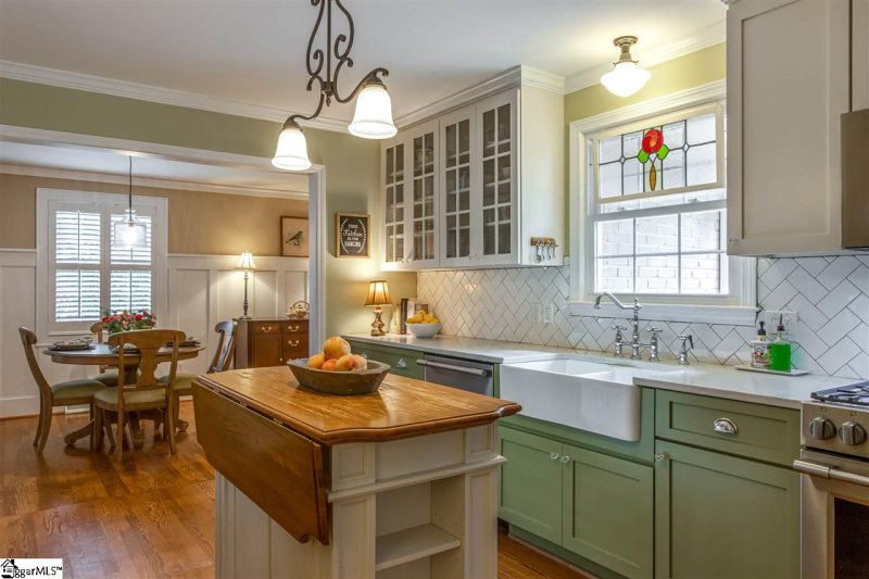 Property image 4 at 9 HOLMSBY Lane, Taylors, SC 29687