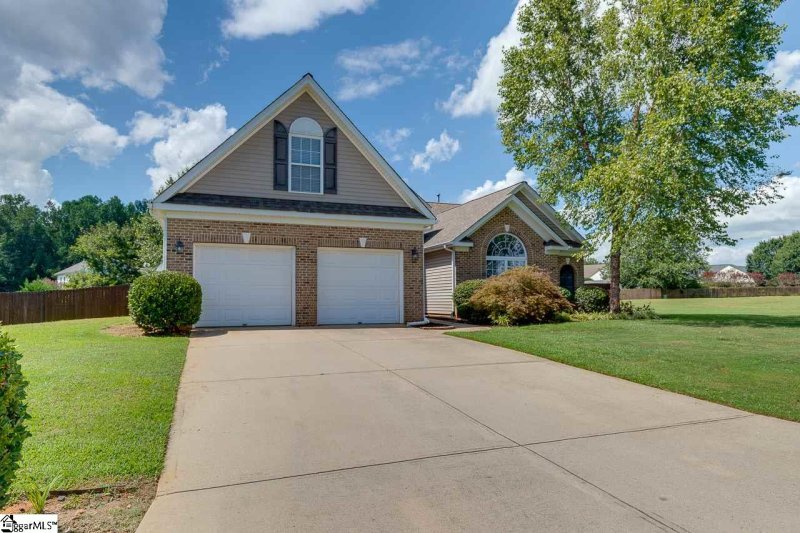 Property image 2 at 564 Carey Drive, Greer, SC 29651