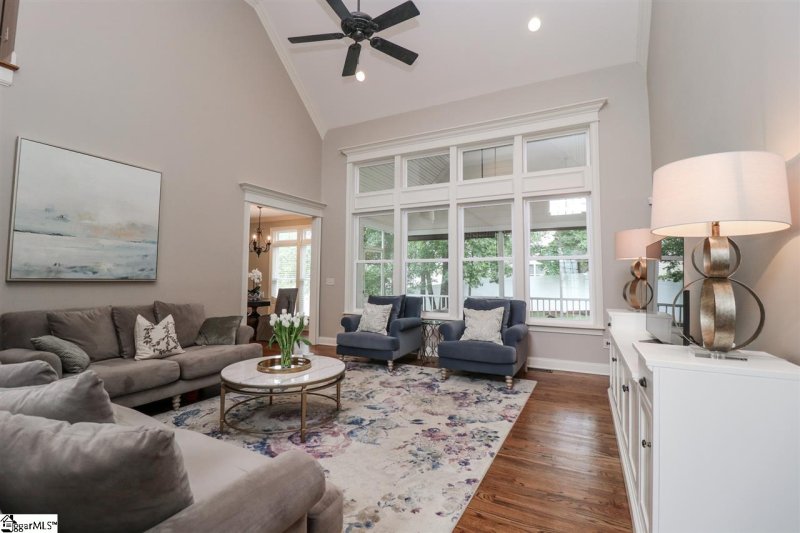 Property image 3 at 110 Kettle Oak Way, Simpsonville, SC 29680