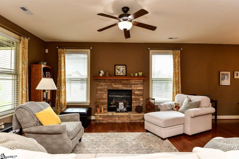 Property image 4 at 212 Catskill Drive, Taylors, SC 29687