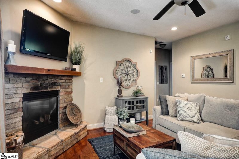 Property image 4 at 2 Crimson Glory Way, Travelers Rest, SC 29690