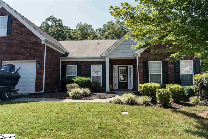 Property image 3 at 185 Heritage Point Drive, Simpsonville, SC 29681