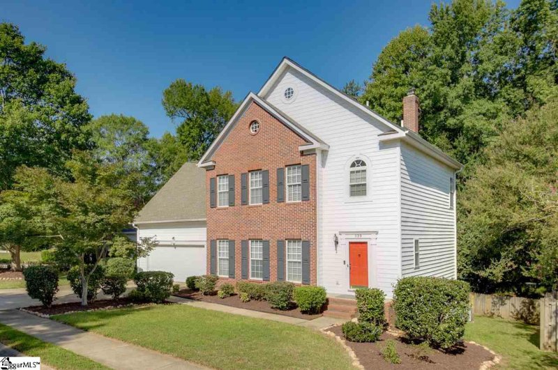 Property image 2 at 320 Windsong Drive, Greenville, SC 29615