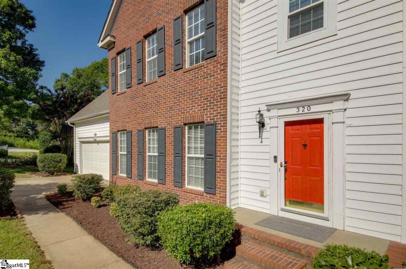 Property image 4 at 320 Windsong Drive, Greenville, SC 29615