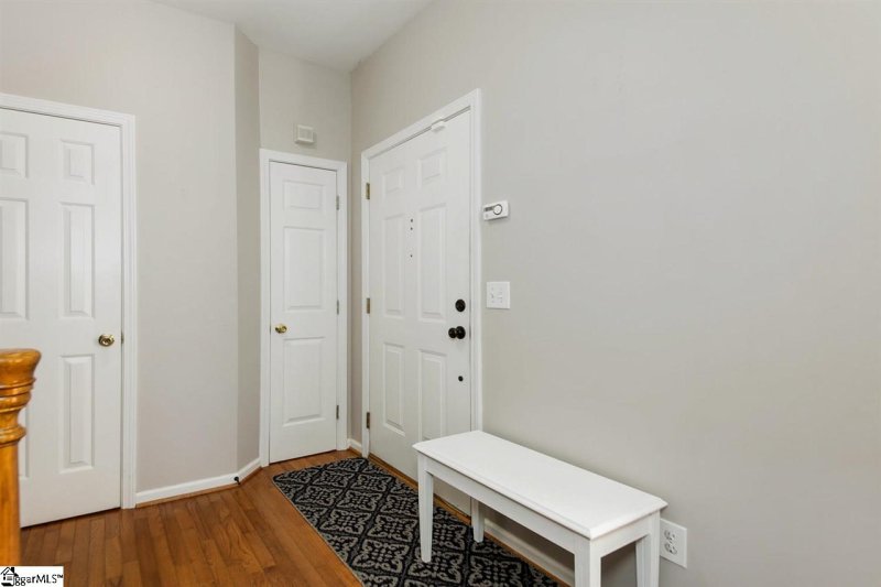 Property image 5 at 320 Windsong Drive, Greenville, SC 29615