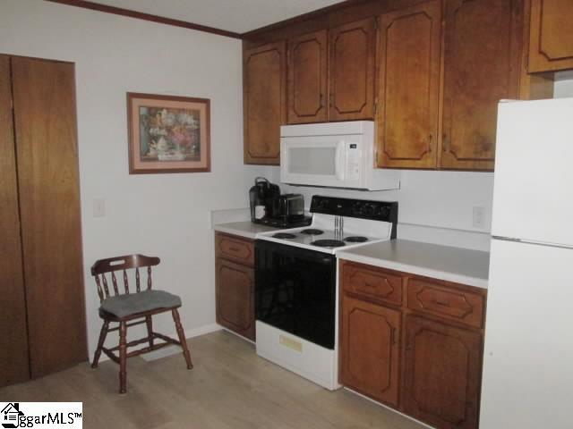 Property image 4 at 101 Center Drive, Laurens, SC 29360