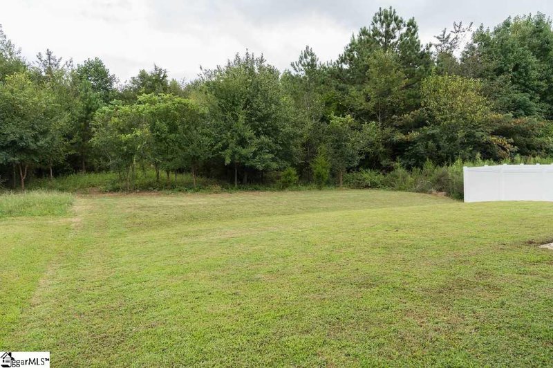 Property image 3 at 203 Spirit Drive, Roebuck, SC 29376