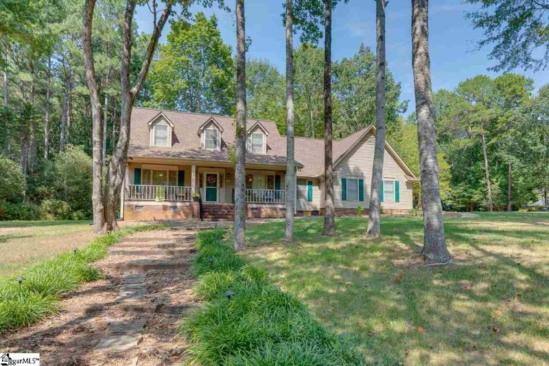 Property image 2 at 200 Shadow Oaks Drive, Easley, SC 29642