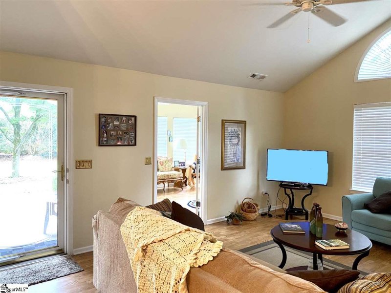 Property image 4 at 801 Heritage Club Drive, Greenville, SC 29615