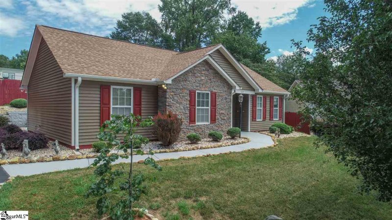 Property image 3 at 167 CAROWAY Court, Spartanburg, SC 29303