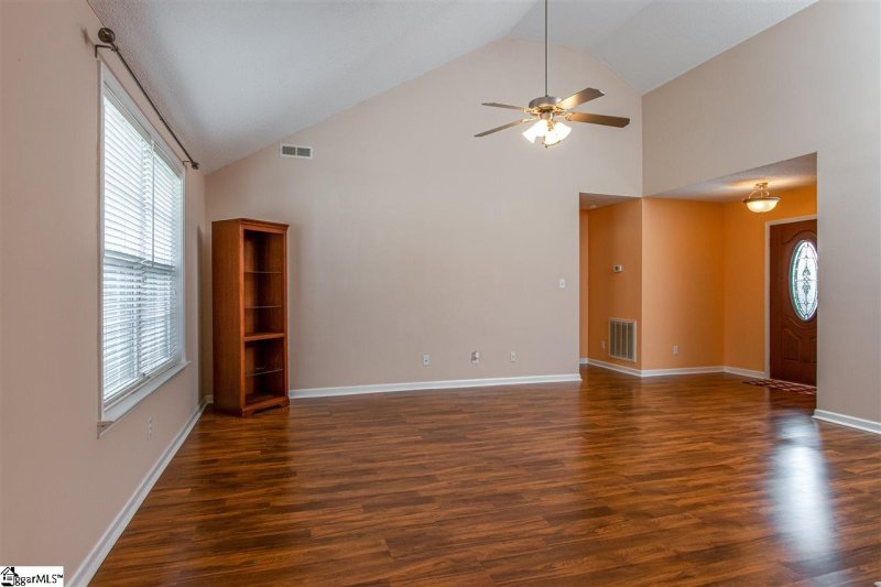 Property image 4 at 167 CAROWAY Court, Spartanburg, SC 29303