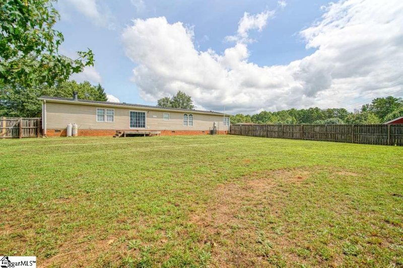 Property image 3 at 18 Silver Stirrup Court, Travelers Rest, SC 29609