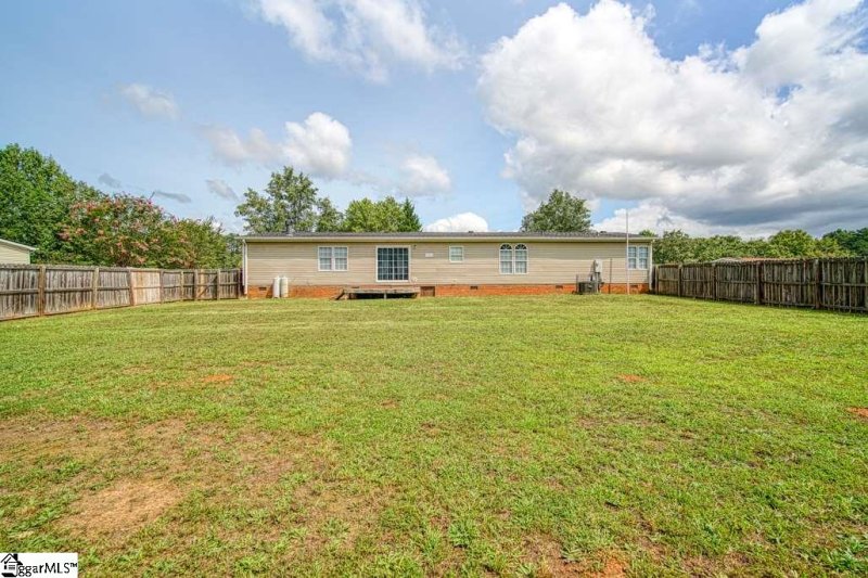 Property image 4 at 18 Silver Stirrup Court, Travelers Rest, SC 29609