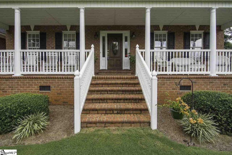 Property image 3 at 110 E Lakewinds Boulevard, Inman, SC 29349