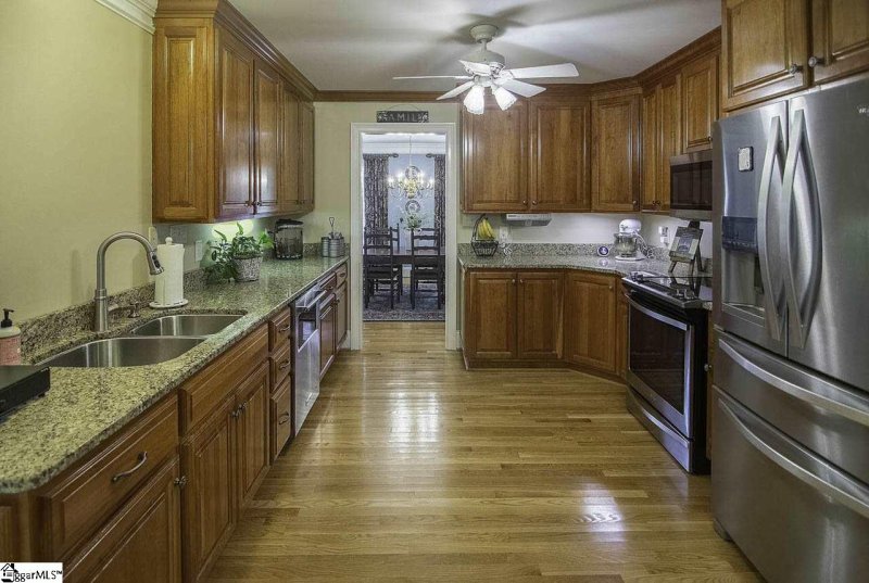 Property image 4 at 110 E Lakewinds Boulevard, Inman, SC 29349