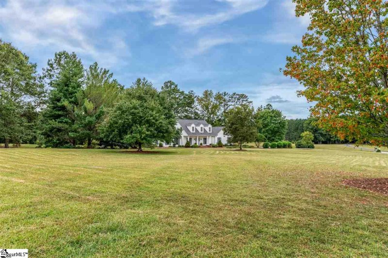 Property image 3 at 131 Ridge Glen, Simpsonville, SC 29680