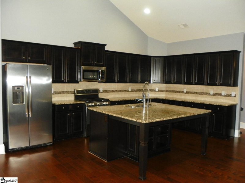 Property image 3 at 5 Sparrow Drive, Williamston, SC 29697