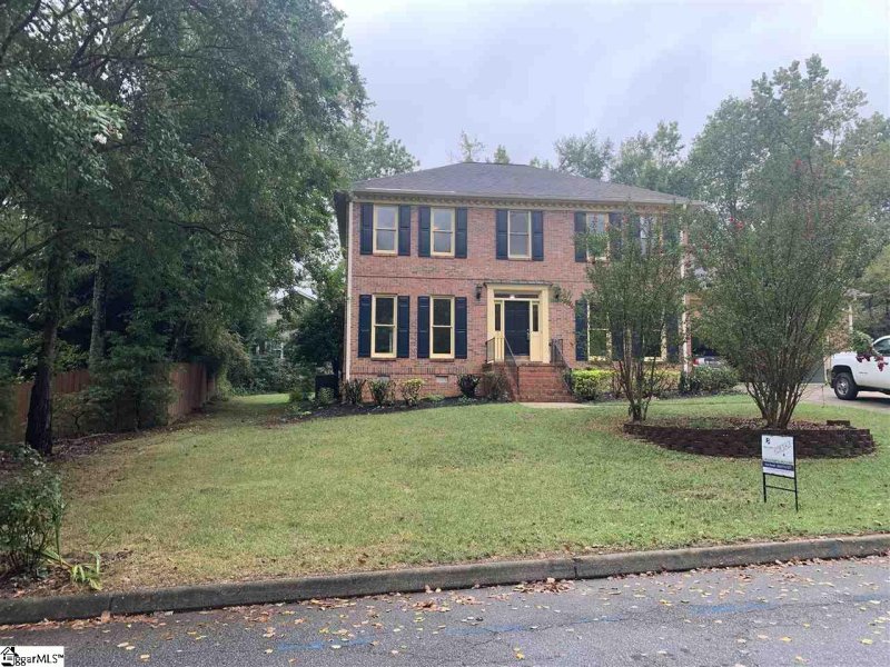 Property image 2 at 3 Old Oak Drive, Taylors, SC 29687