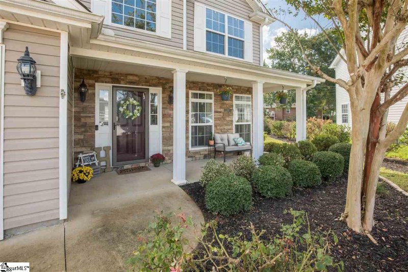 Property image 2 at 220 Silver Run Lane, Greenville, SC 29607