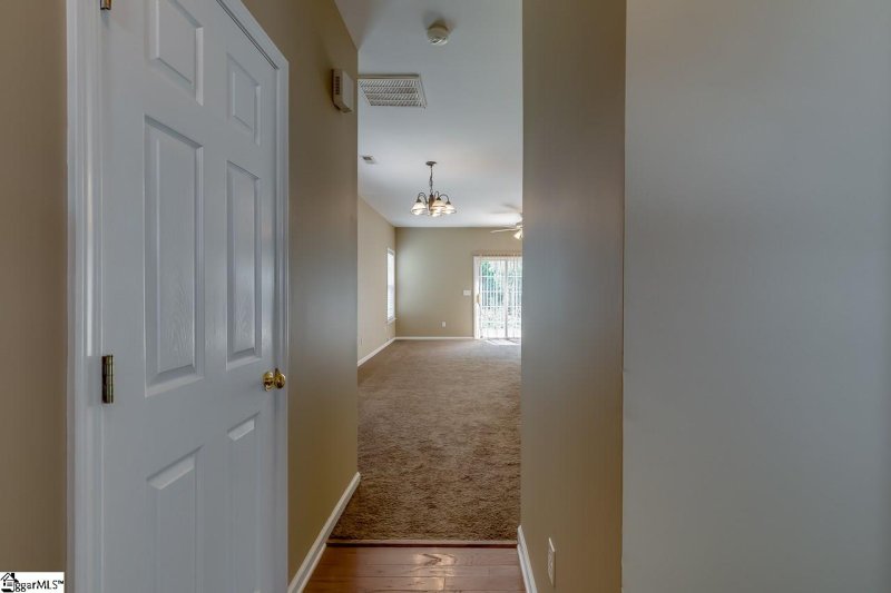 Property image 5 at 559 Waterbrook Drive, Greenville, SC 29607