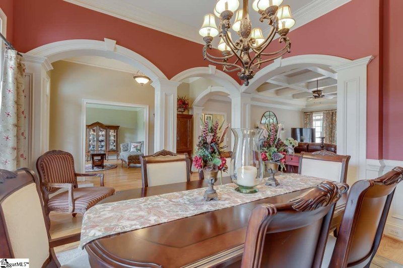 Property image 5 at 106 Oak Brook Lane, Greenville, SC 29611