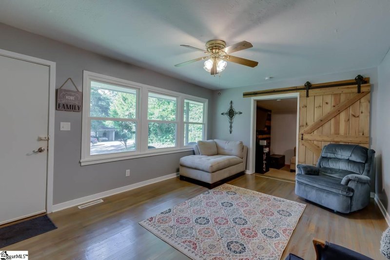 Property image 4 at 112 Pineview Drive, Liberty, SC 29657