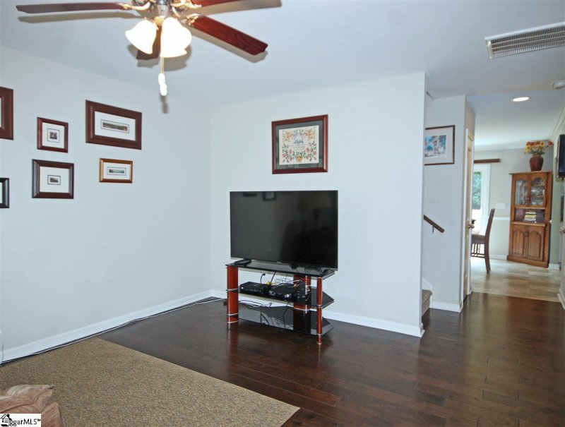 Property image 3 at 280 Springfield Circle, Easley, SC 29642