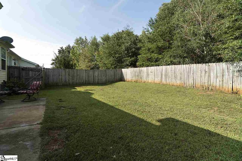 Property image 4 at 111 Cosmos Lane, Greer, SC 29651