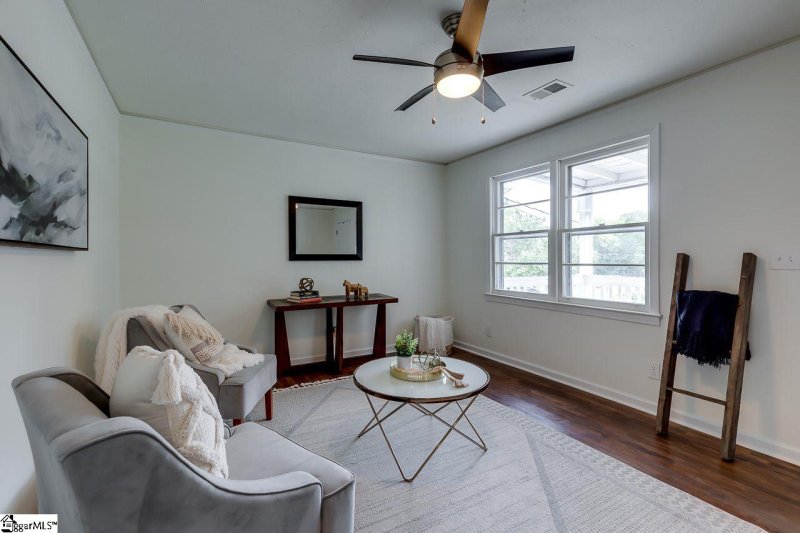 Property image 5 at 207 Spruce Street, Greenville, SC 29611-4139