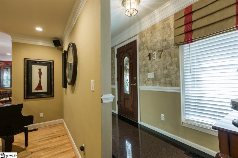 Property image 3 at 137 Kingswood Circle, Simpsonville, SC 29681