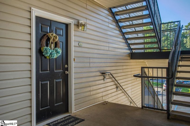 Property image 2 at 422 McKenna Circle, Greenville, SC 29615