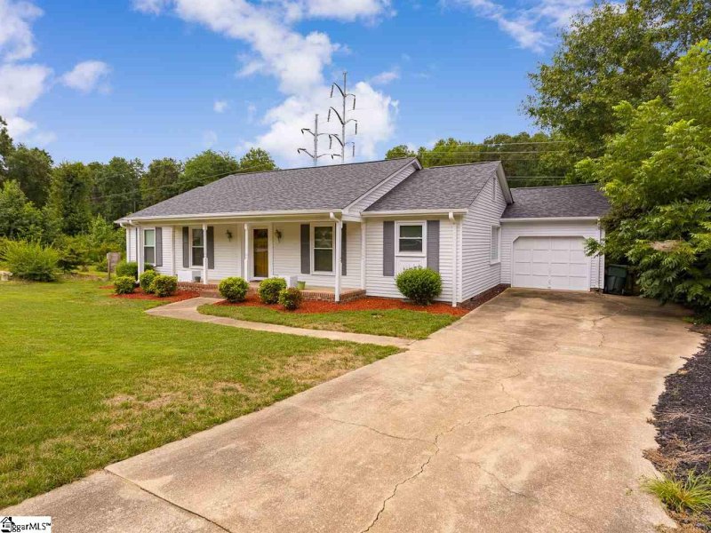 Property image 3 at 112 Bendingwood Circle, Taylors, SC 29687