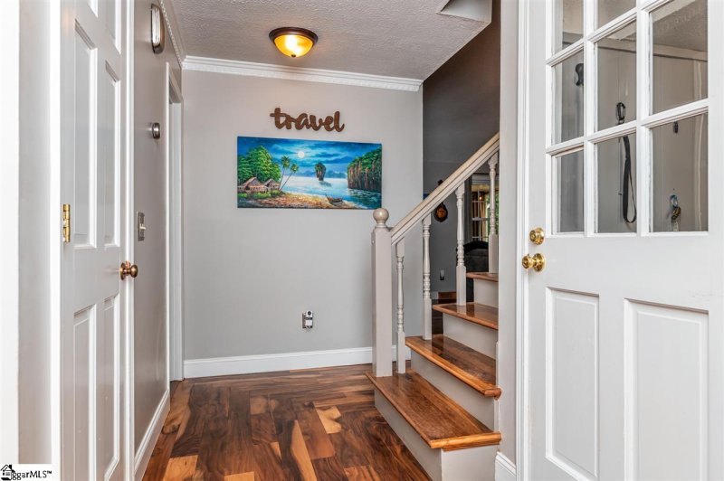 Property image 4 at 13 Doverdale Road, Greenville, SC 29615