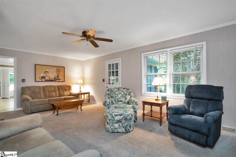 Property image 3 at 209 Terramont Drive, Greenville, SC 29615