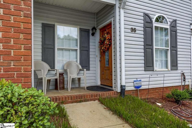 Property image 3 at 35 Huntress Drive, Greer, SC 29651