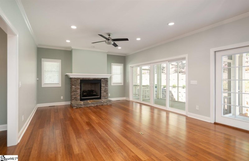 Property image 5 at 300 Windsor Road, Greer, SC 29651