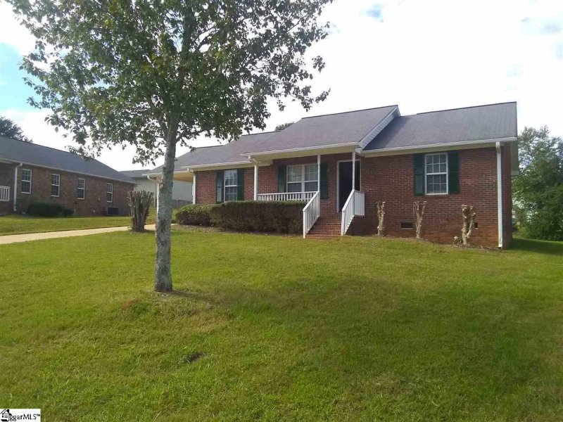 Property image 3 at 427 Mount Hood Drive, Inman, SC 29349